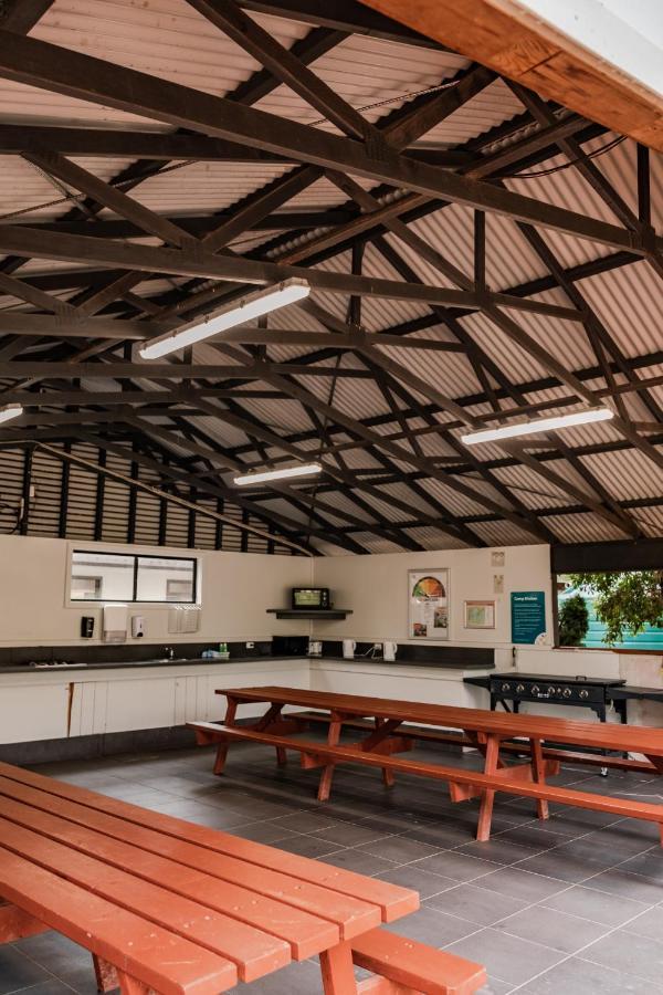 BIG4 Breeze Holiday Parks - Eildon Buitenkant foto