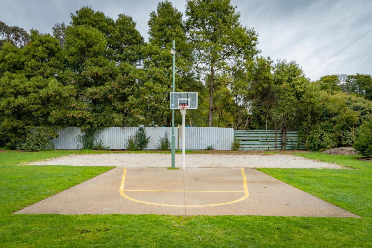 BIG4 Breeze Holiday Parks - Eildon Buitenkant foto